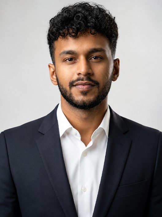 Portrait of Robin Singh, Senior Data Engineer
